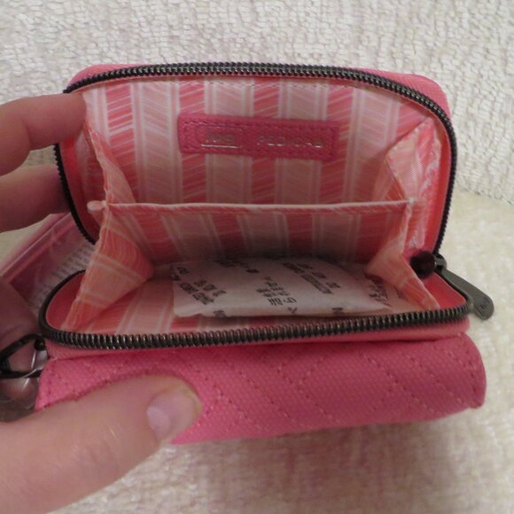 Lug Pedicab Matte Luxe VL RFID Wallet Wristlet BNWT - Picture 4 of 8